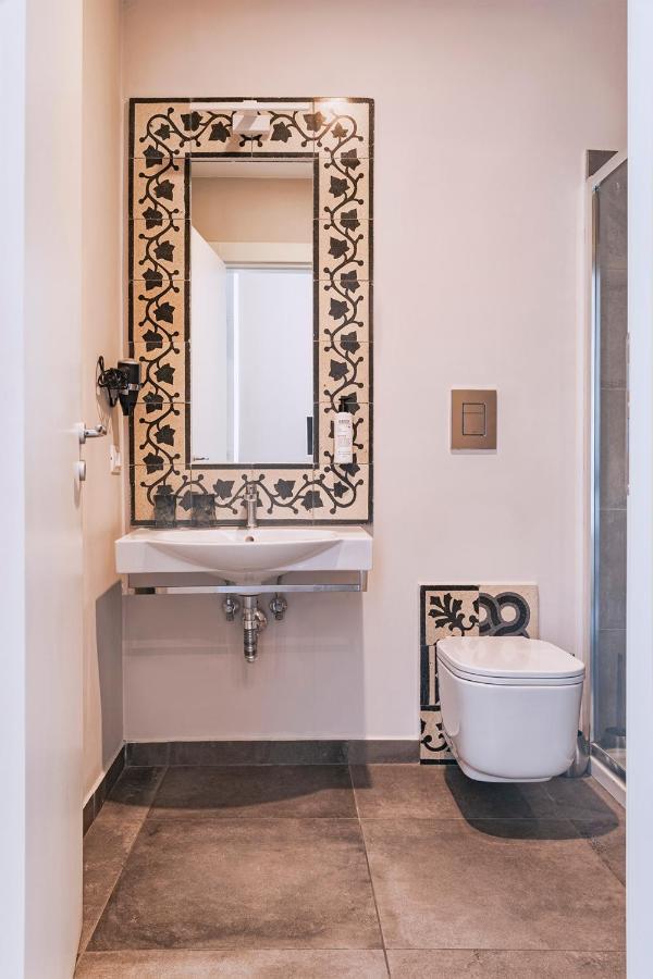 La Smorfia Hotel Napoli Ngoại thất bức ảnh