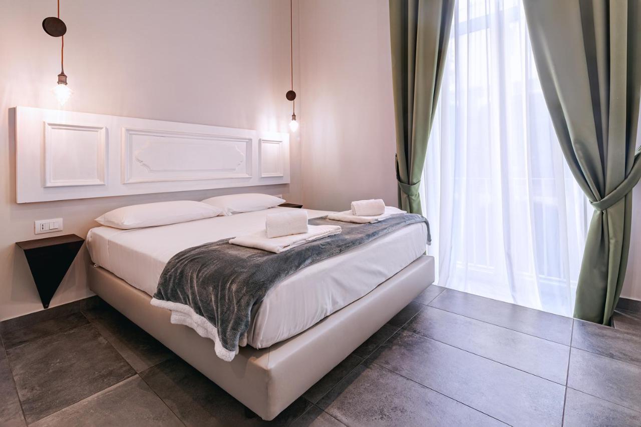 La Smorfia Hotel Napoli Ngoại thất bức ảnh