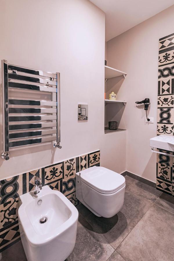 La Smorfia Hotel Napoli Ngoại thất bức ảnh