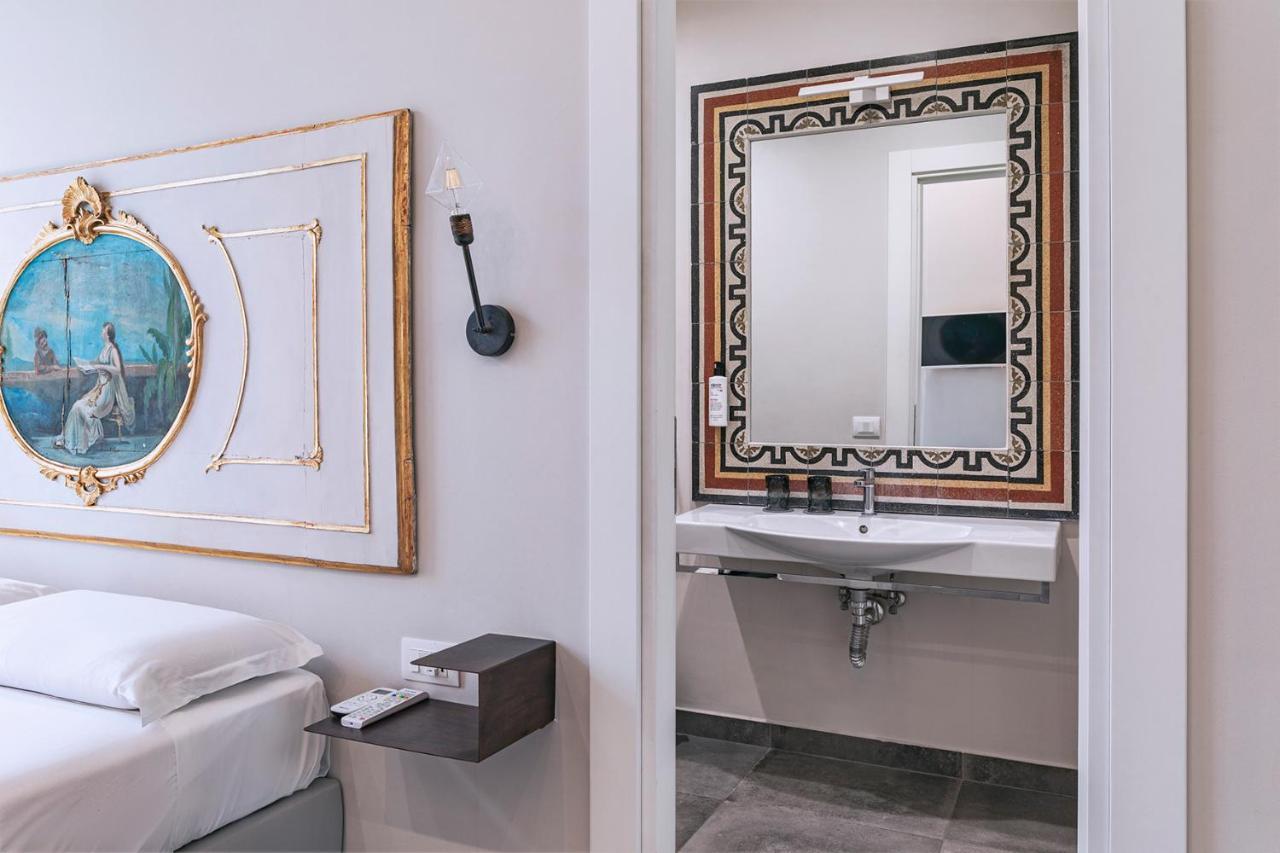 La Smorfia Hotel Napoli Ngoại thất bức ảnh